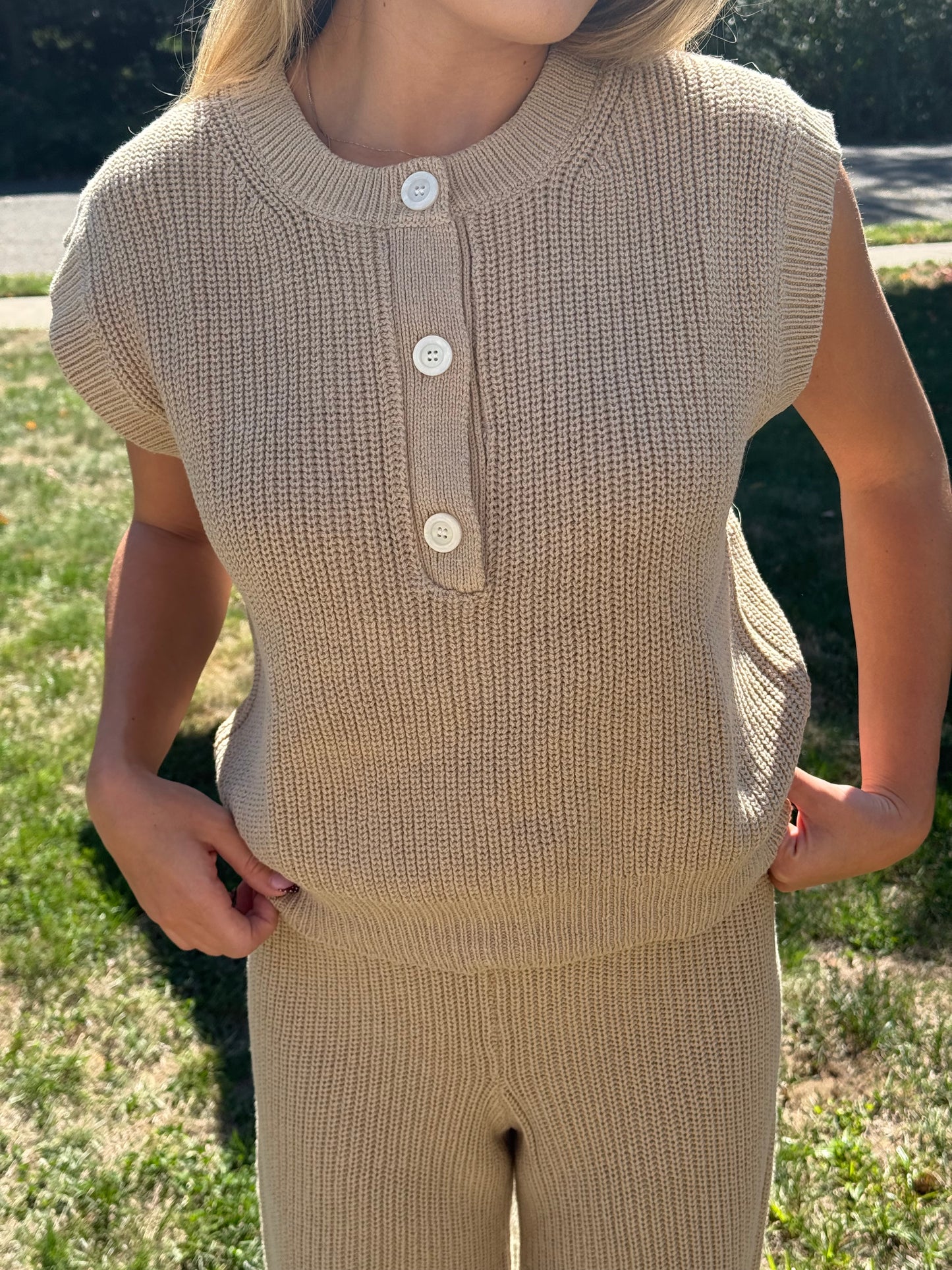 COZY KNIT VEST SET