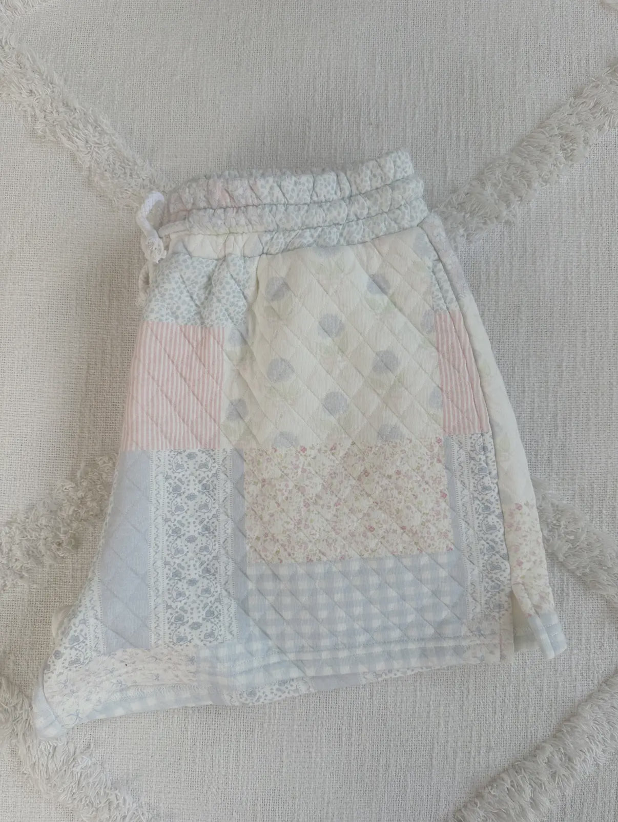 FLORAL QUILT SHORTS