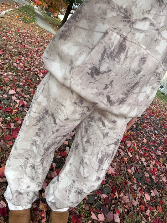 AVERY WOOD CAMO SWEATPANTS