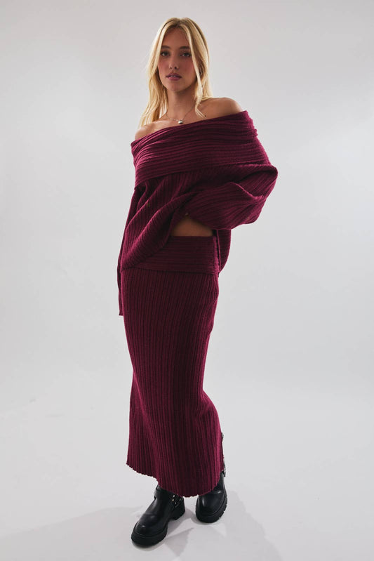 THE SIGNATURE MAXI SWEATER SKIRT