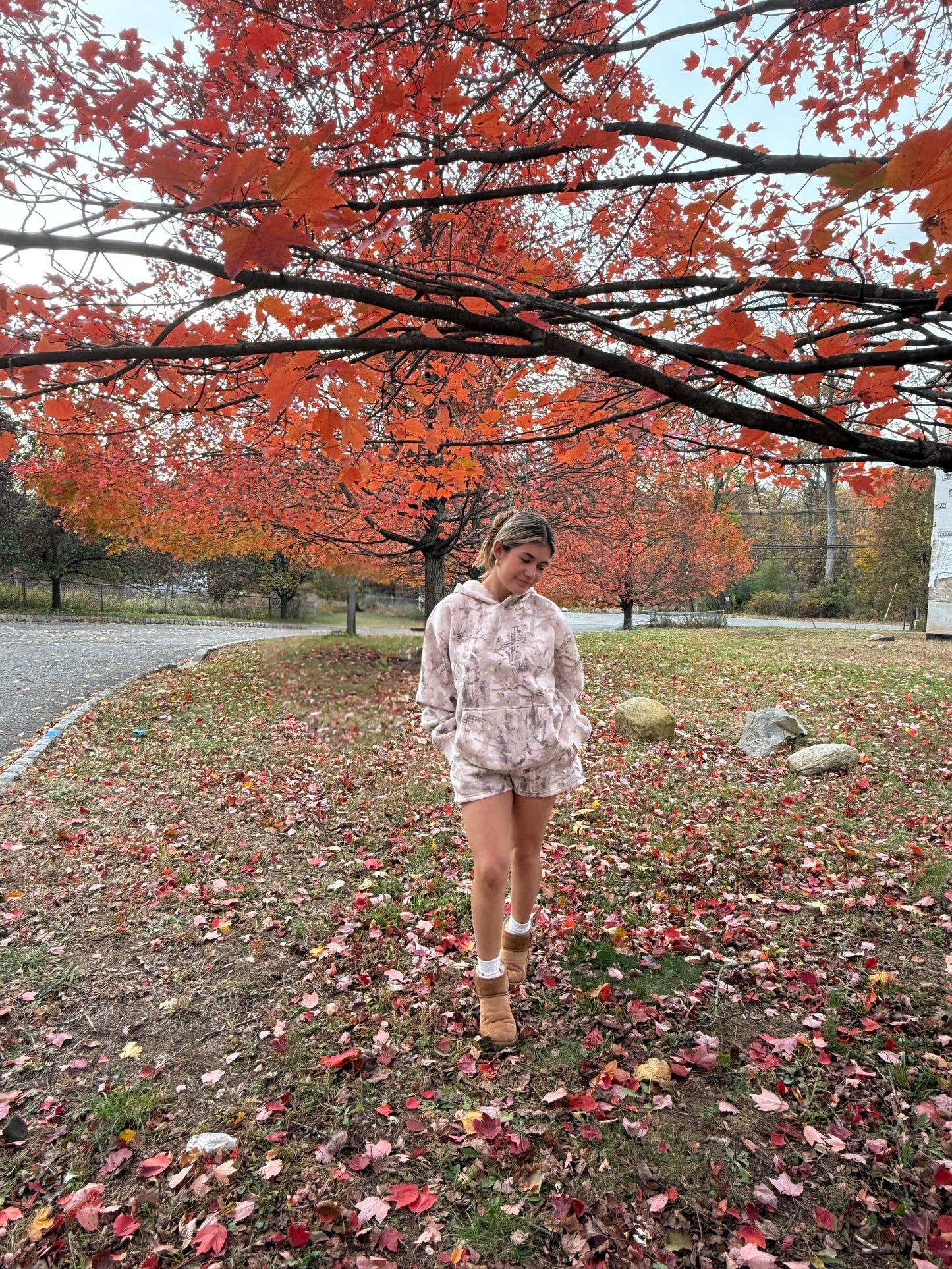 AVERY WOOD CAMO SHORTS