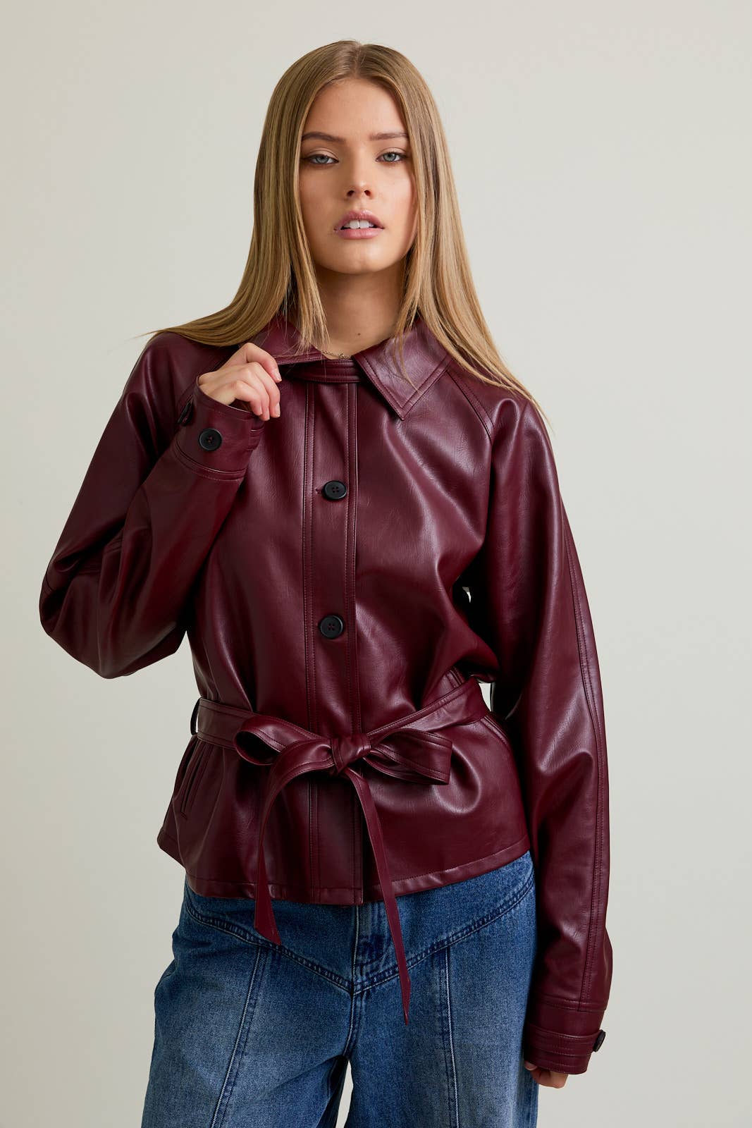 SHORT FAUX LEATHER TRENCH COAT