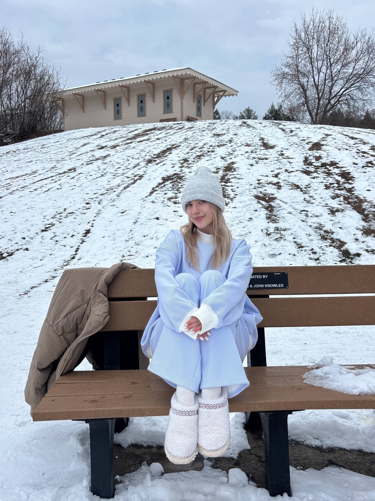 FROSTED STRIPES SWEATPANTS