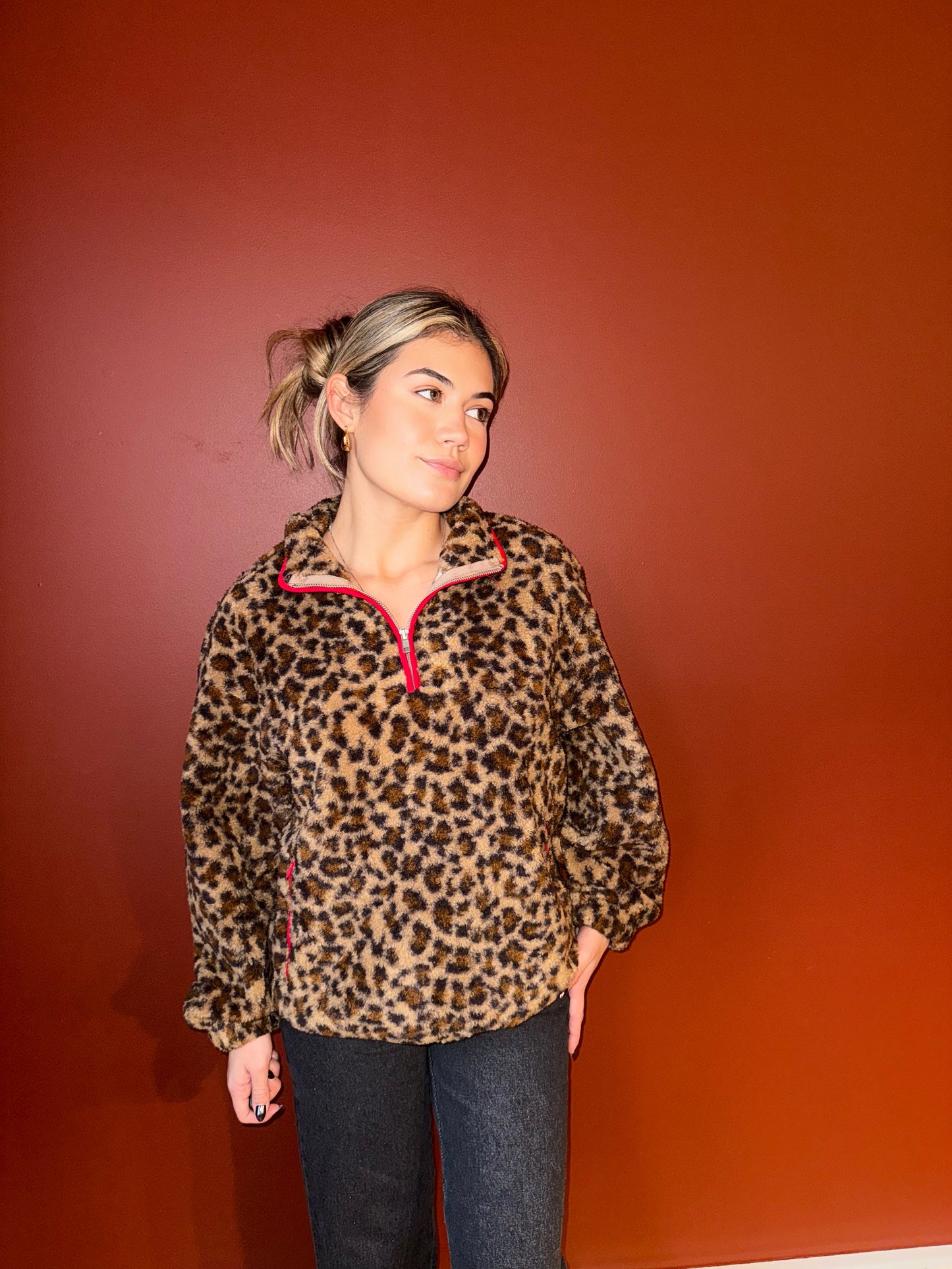 CHERRY LEOPARD FLEECE