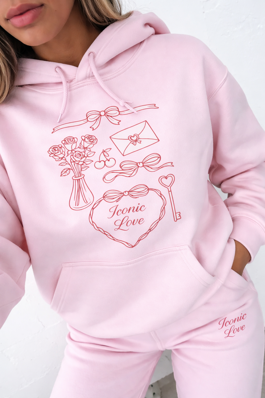 ICONIC LOVE HOODIE